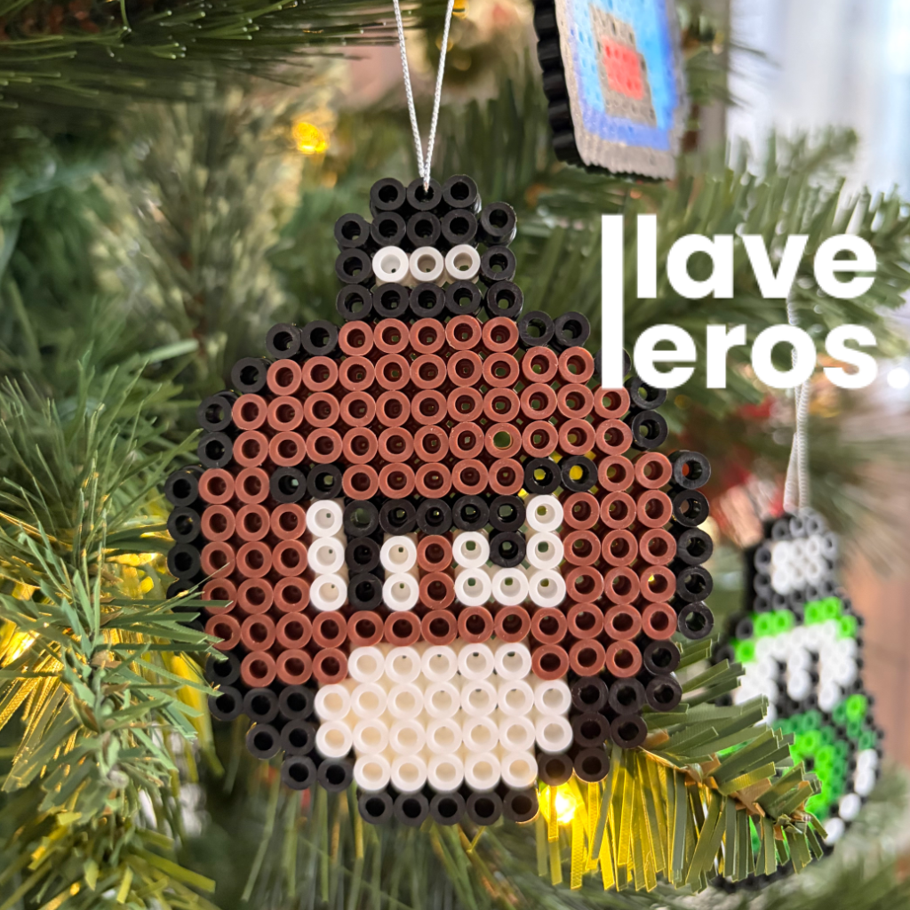 🍄 Esfera Navideña Goomba 🍄🟫 | Adorno de Píxeles Marrón Mario Bros. 👾 Retro Gamer - Imagen 2