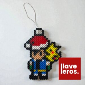 Ash y Pikachu Navideños 🎁 Adorno Pixel Art de Beads | Regalo Coleccionable Duo Pokémon